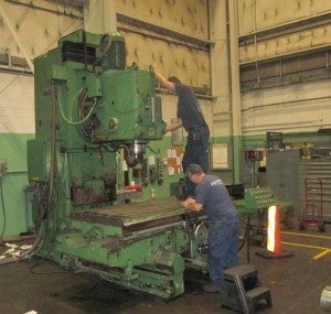 Droop & Rein heavy duty vertical mill in process of being repaired.